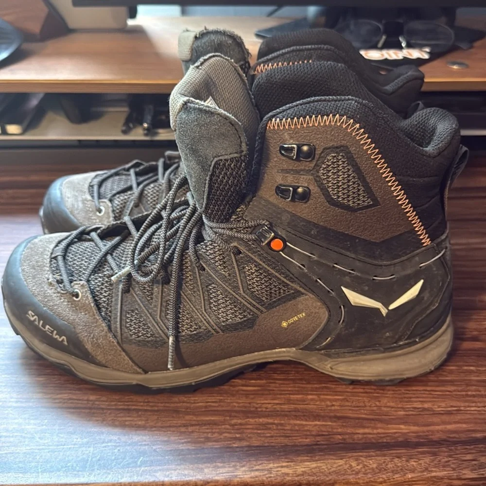 Salewa Mountain Trainer Lite Mid GTX Hiking Shoe Men's - 10 - Picture 2 of 10